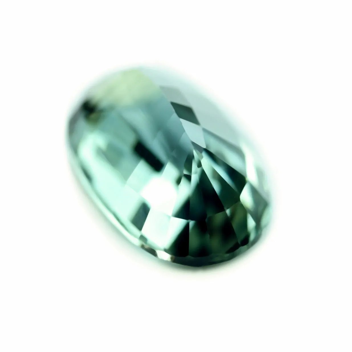 0.65ct Certified Natural Teal Sapphire