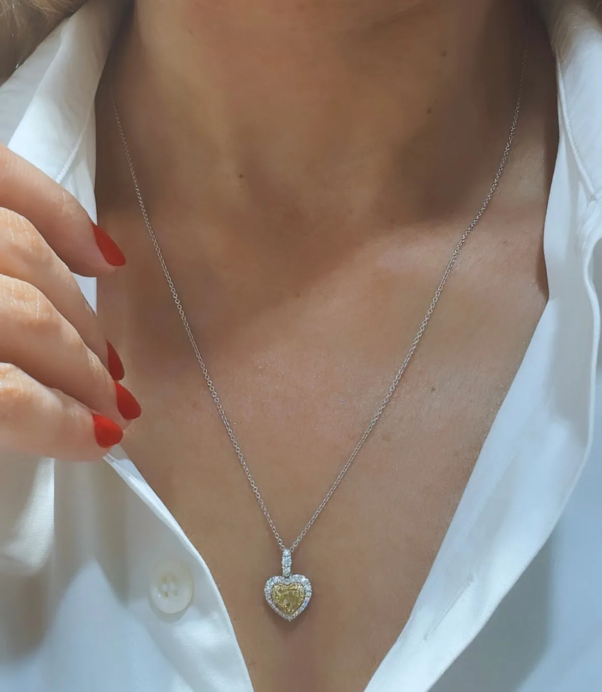 0.96ct tw Canary Fancy Yellow & White Diamond Heart Pendant Necklace