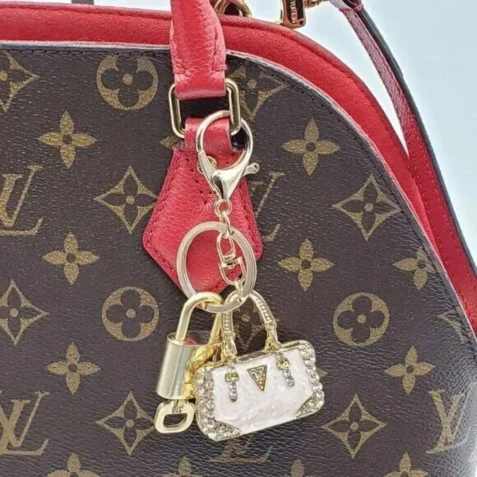 100% Auth Louis Vuitton Lock & Key with unbranded Bagcharm, Keycharm, Keychain