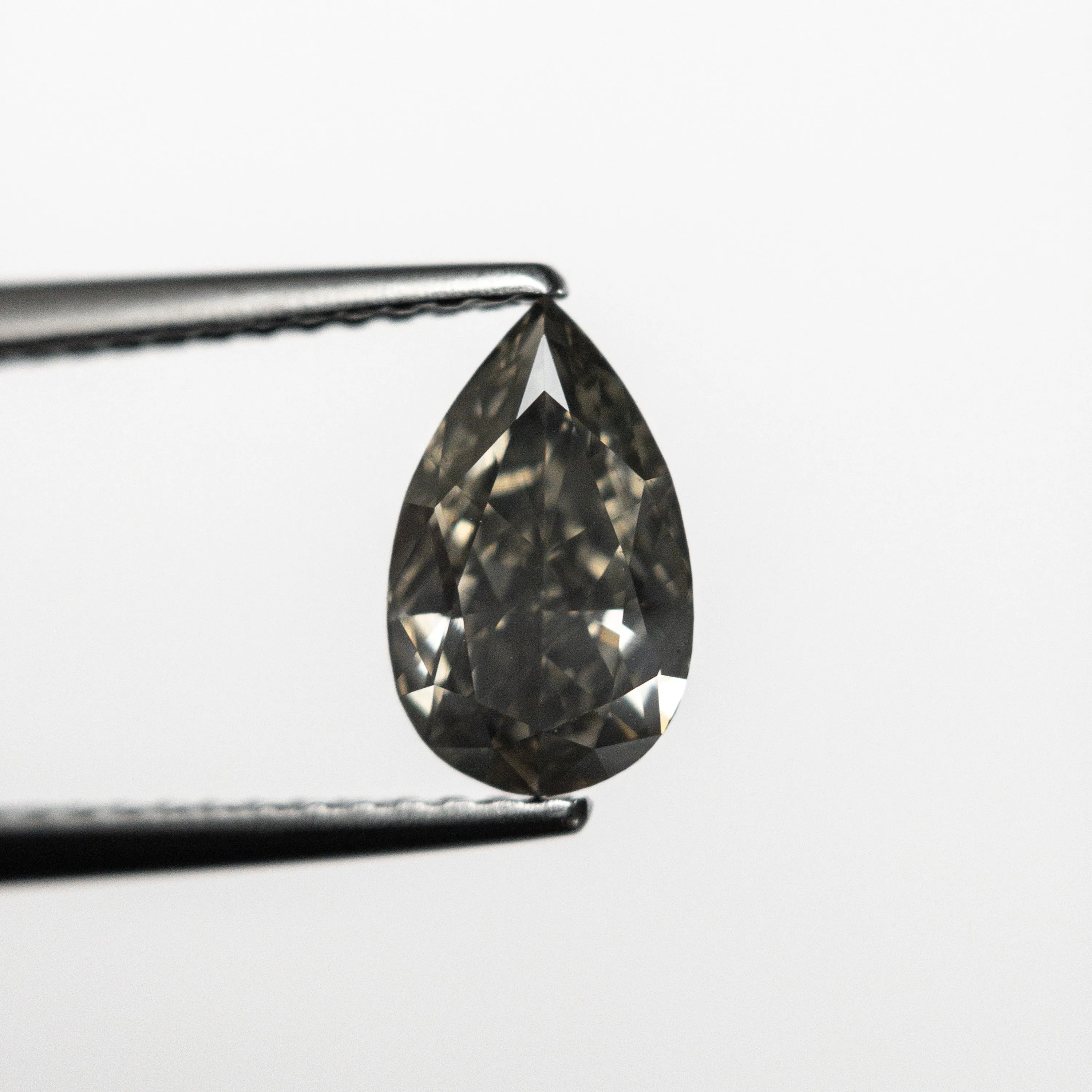 1.05 8.82x5.38x3.22mm Fancy Grey Pear Brilliant 19913-14