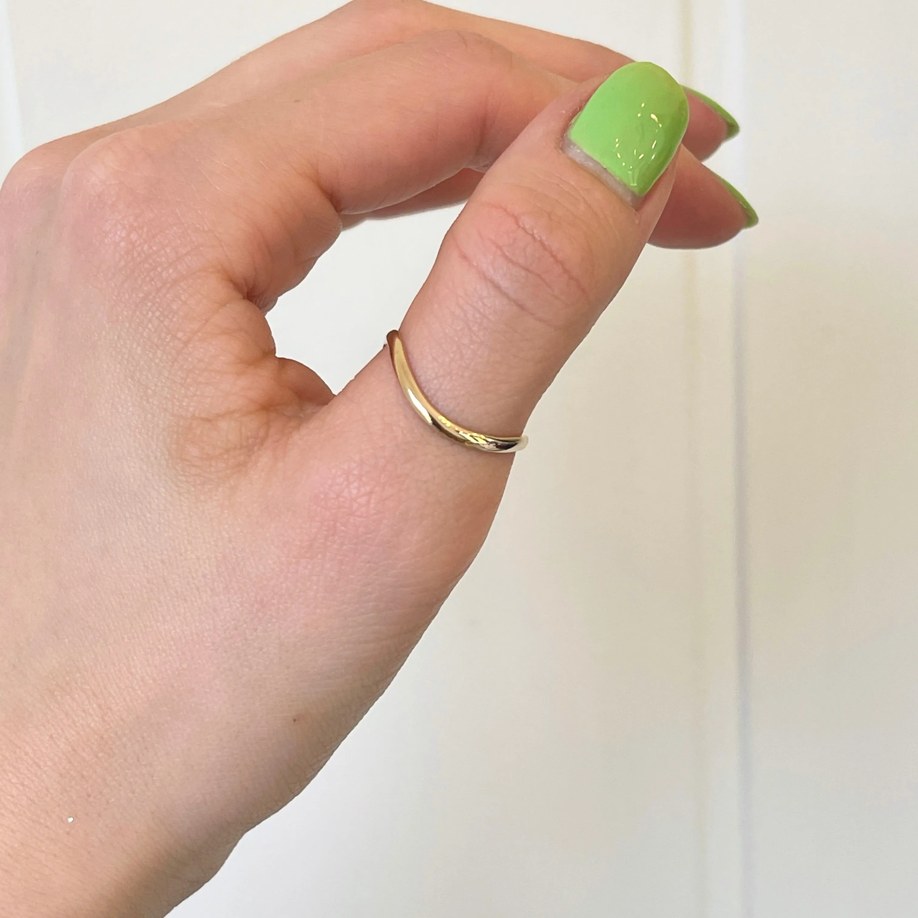 14KT Yellow Gold Wave Band Thumb Ring