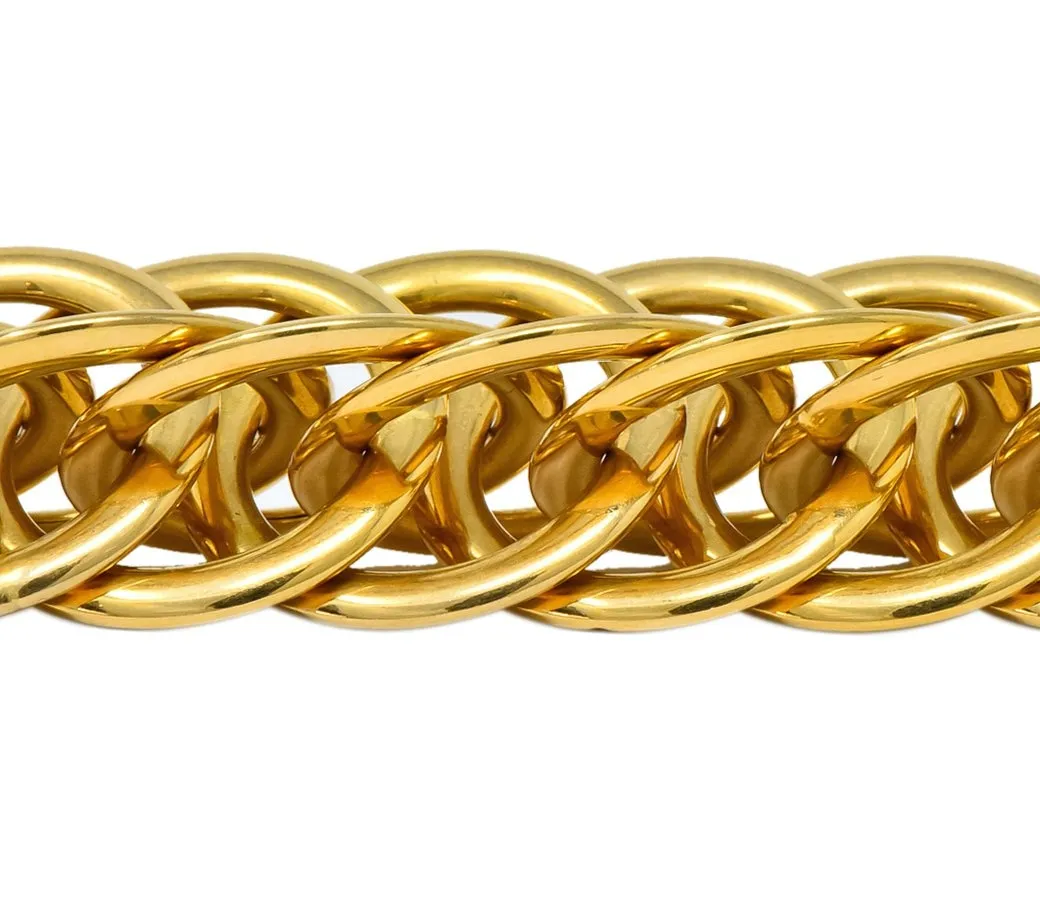 1960’s Vintage 14 Karat Yellow Fancy Gold Interlaced Chain Necklace