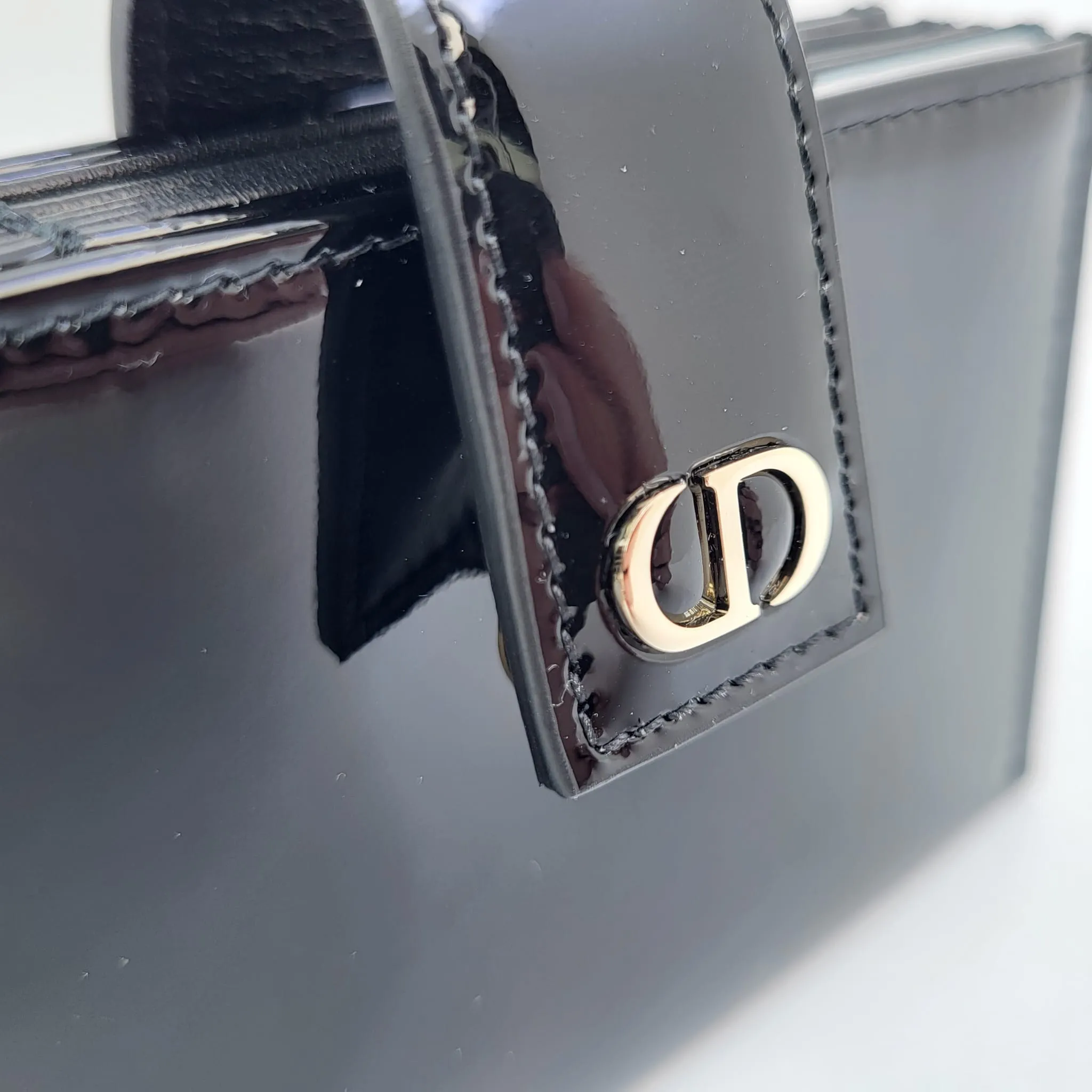 30 Montaigne Patent Leather Card Holder