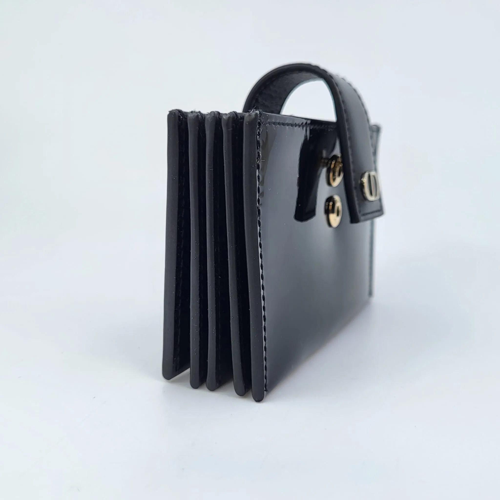30 Montaigne Patent Leather Card Holder