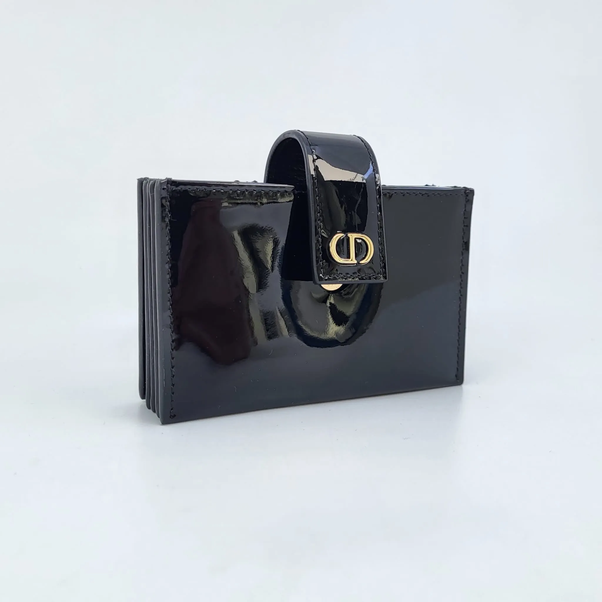 30 Montaigne Patent Leather Card Holder