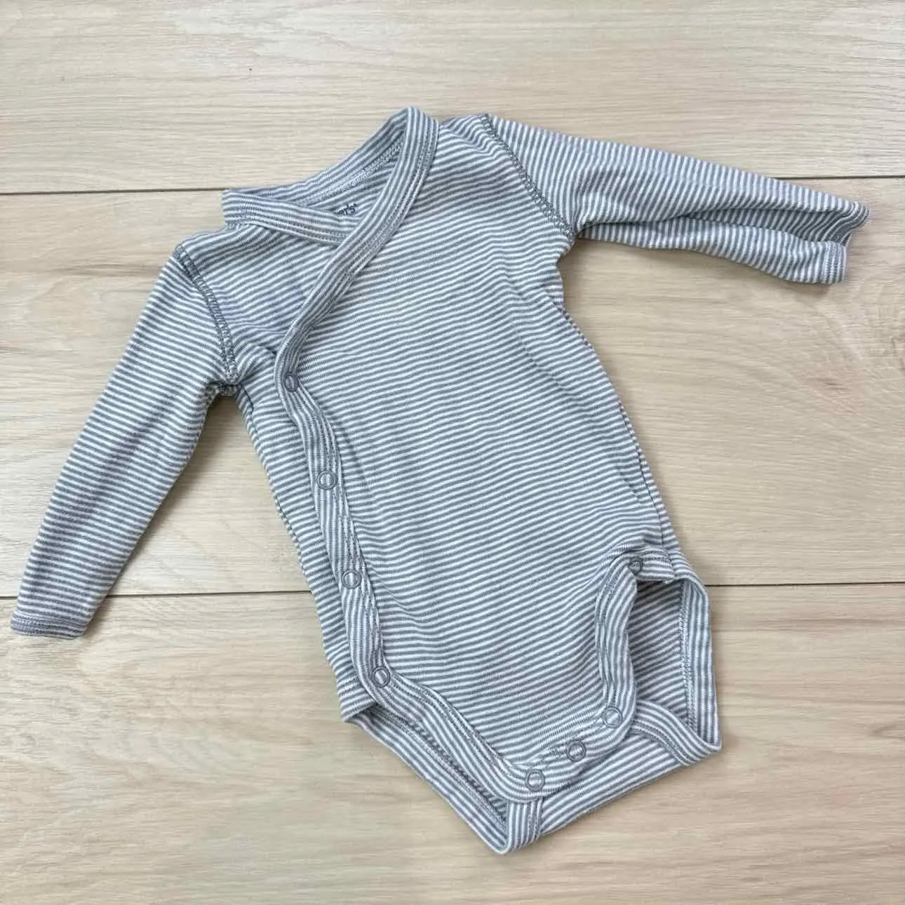 Carter's ONESIE basic