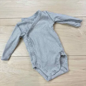Carter's ONESIE basic