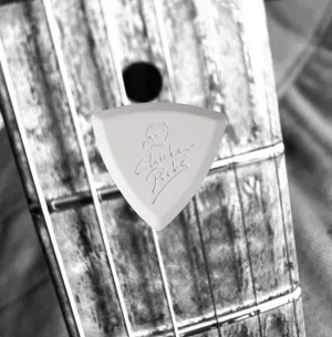 Chicken Picks Bermuda III-P 2.7 mm Pointy Guitar Pick
