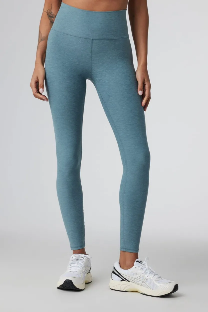 Clean Elevation Legging