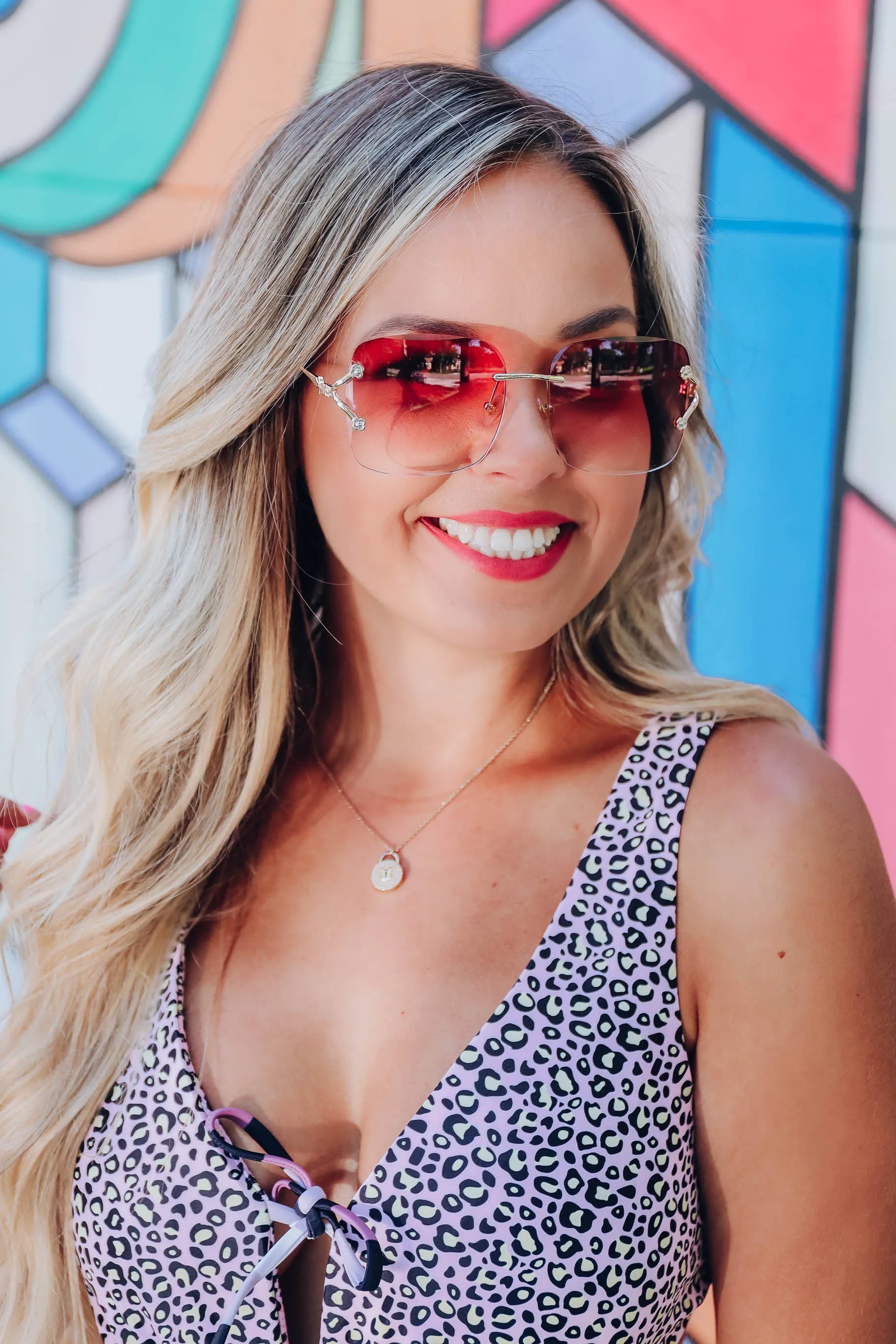 Dazey Sunglasses - Peach