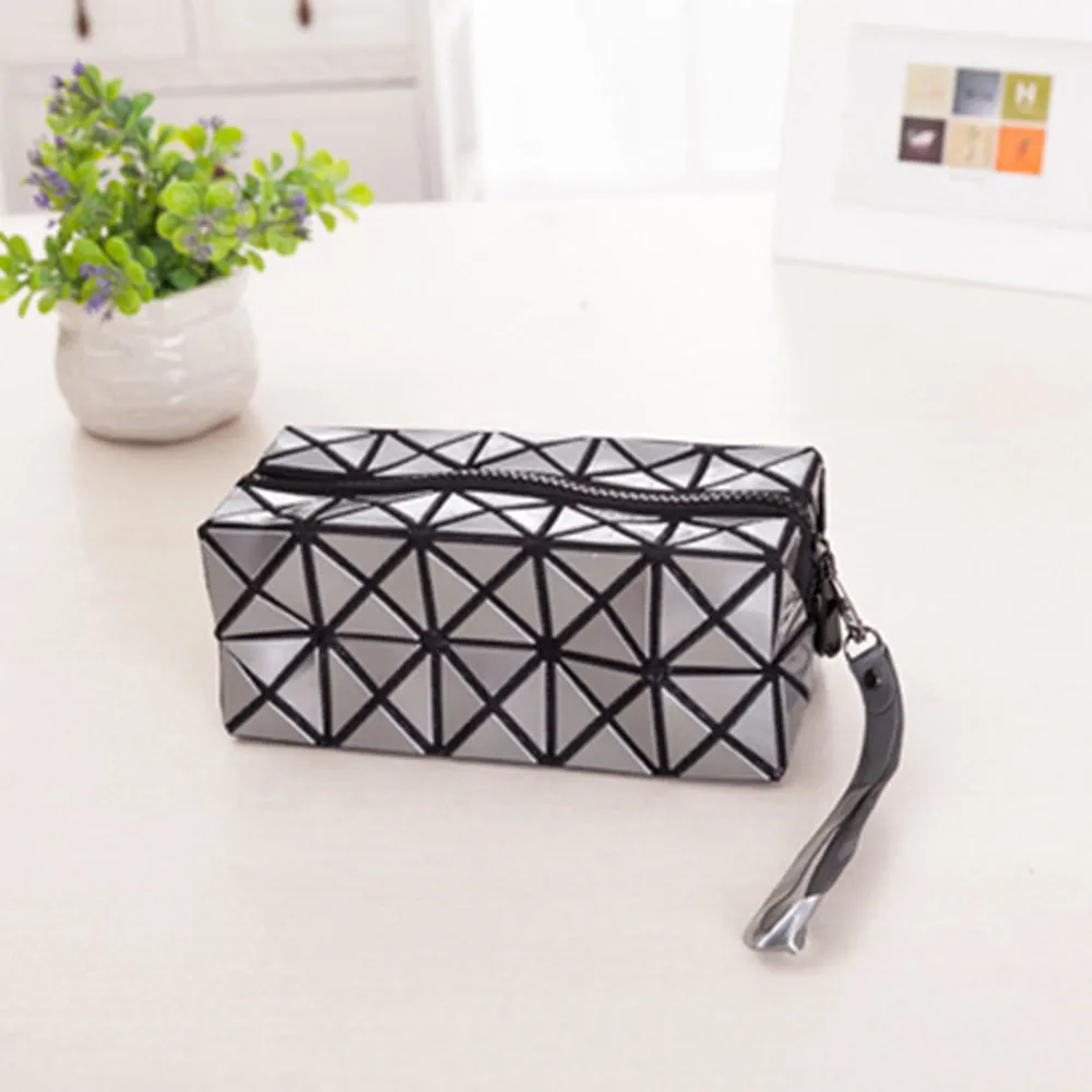 Diamond Design Cosmetic Travel Bag