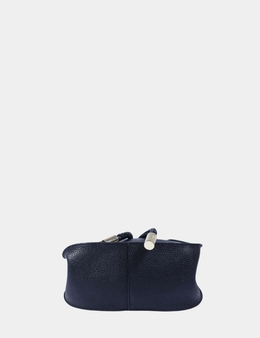 DKNY