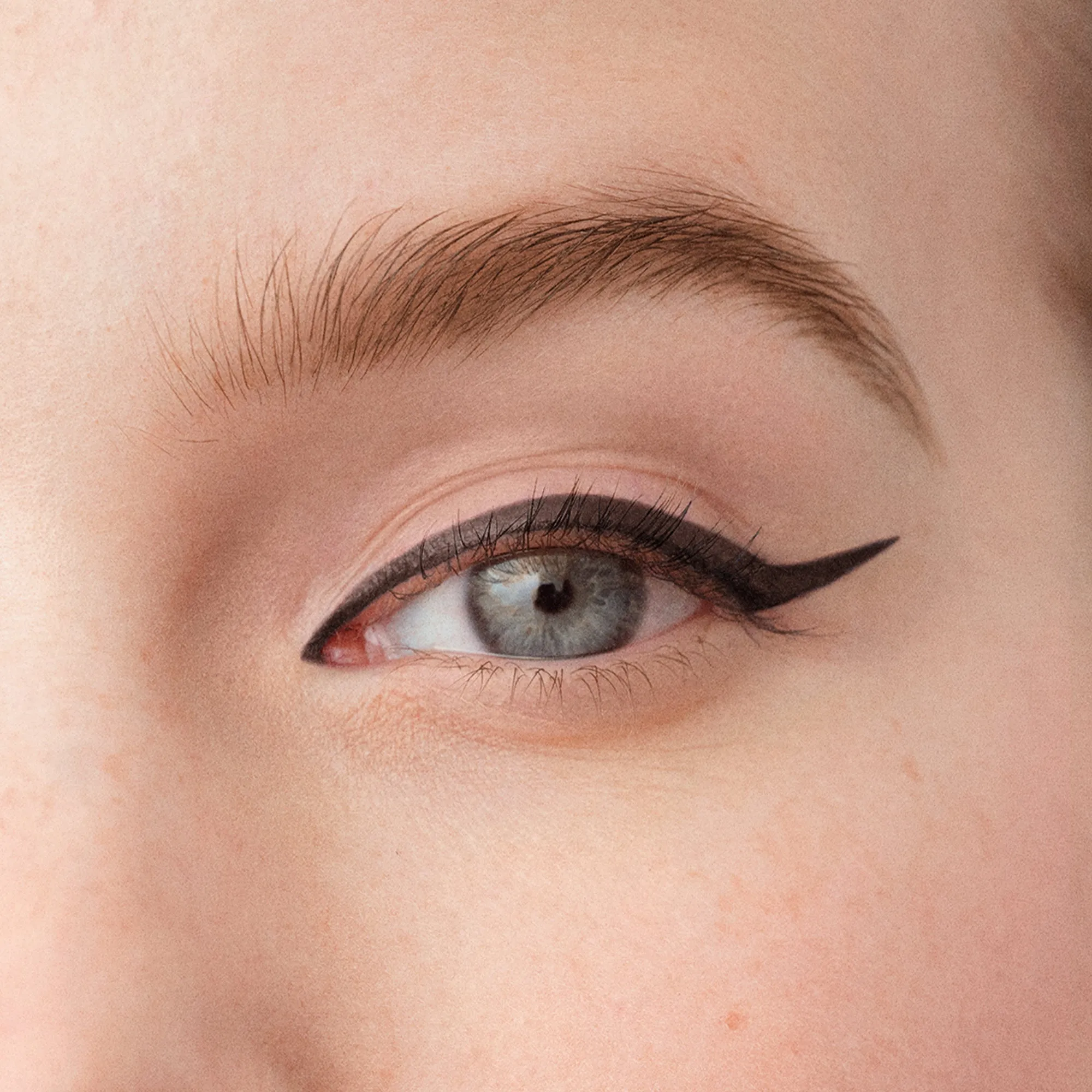 Eye Liner Rich Brown