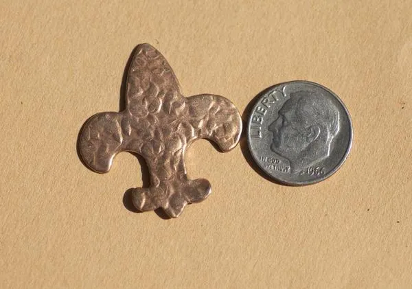 Fleur De Lis Charm 30mm x 27mm in Textured Patterns