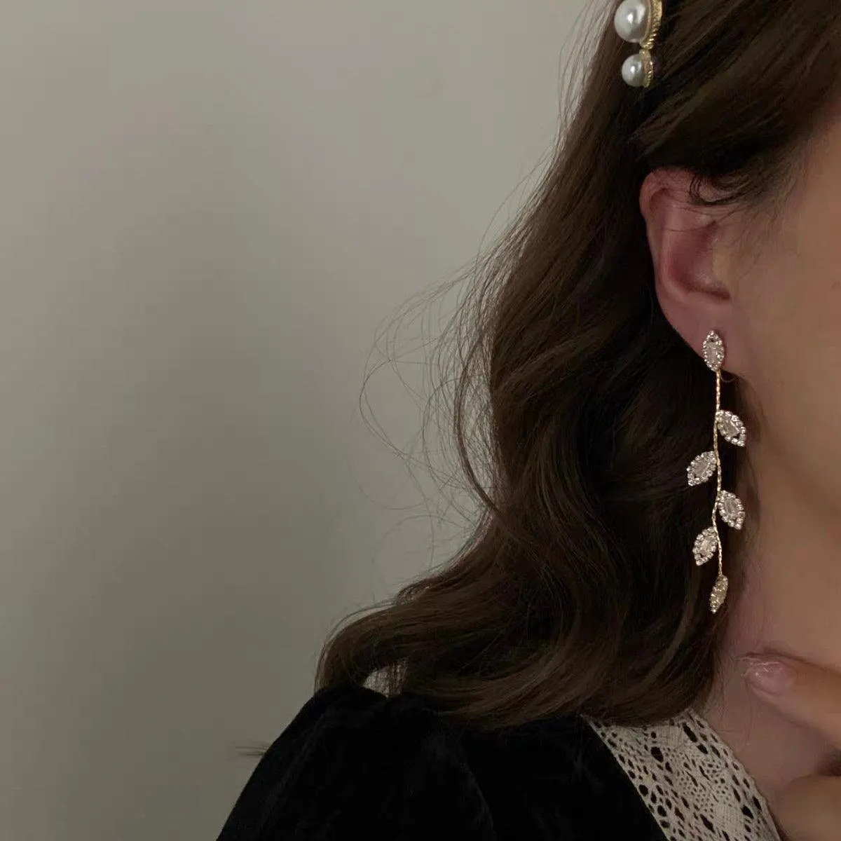 Floral Drop Earrings - Kiara