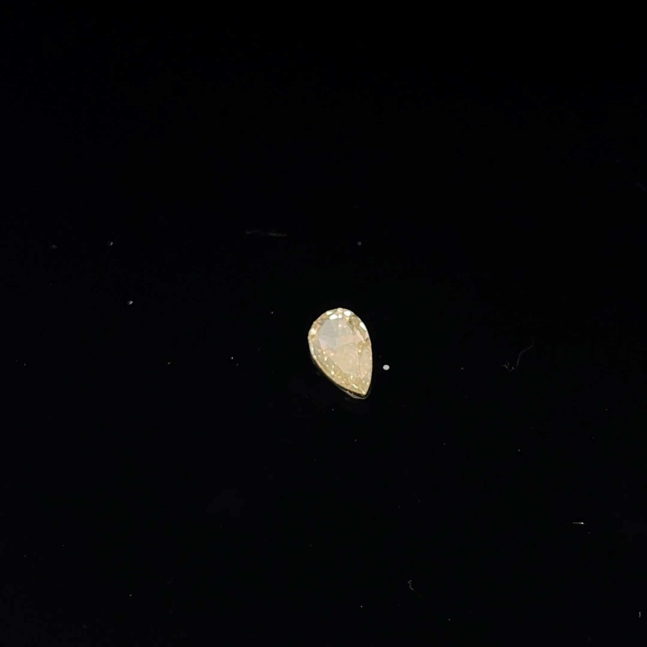 GIA Certified Natural Fancy light brown Pear shaped diamond 1.01cts  VVS2