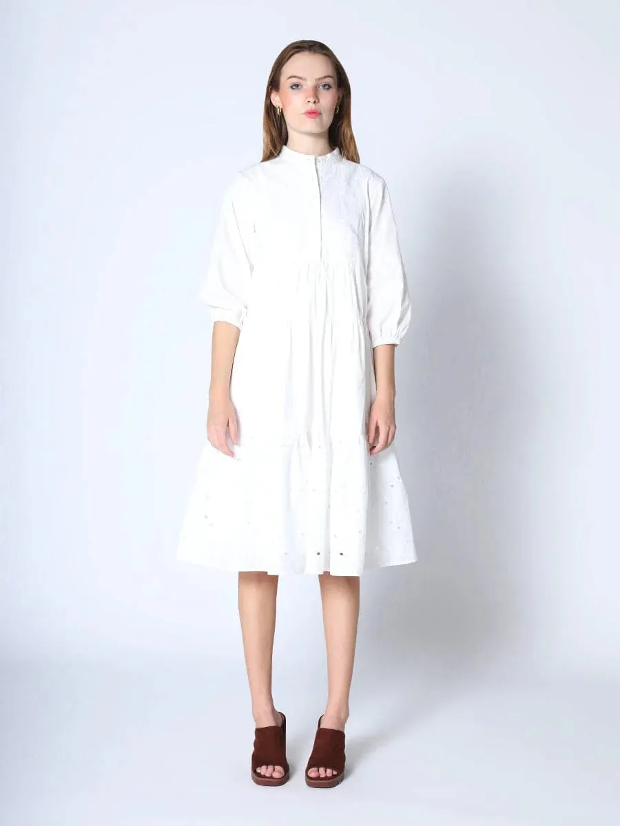 Gracia fashion white dress
