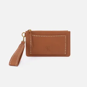 Hart Wristlet In Pebbled Leather - Warm Honey