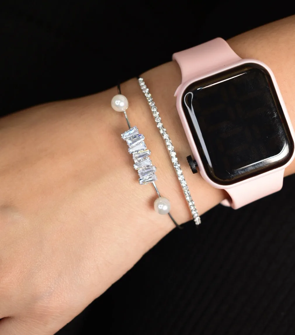 Hazel Studded Hand Cuff