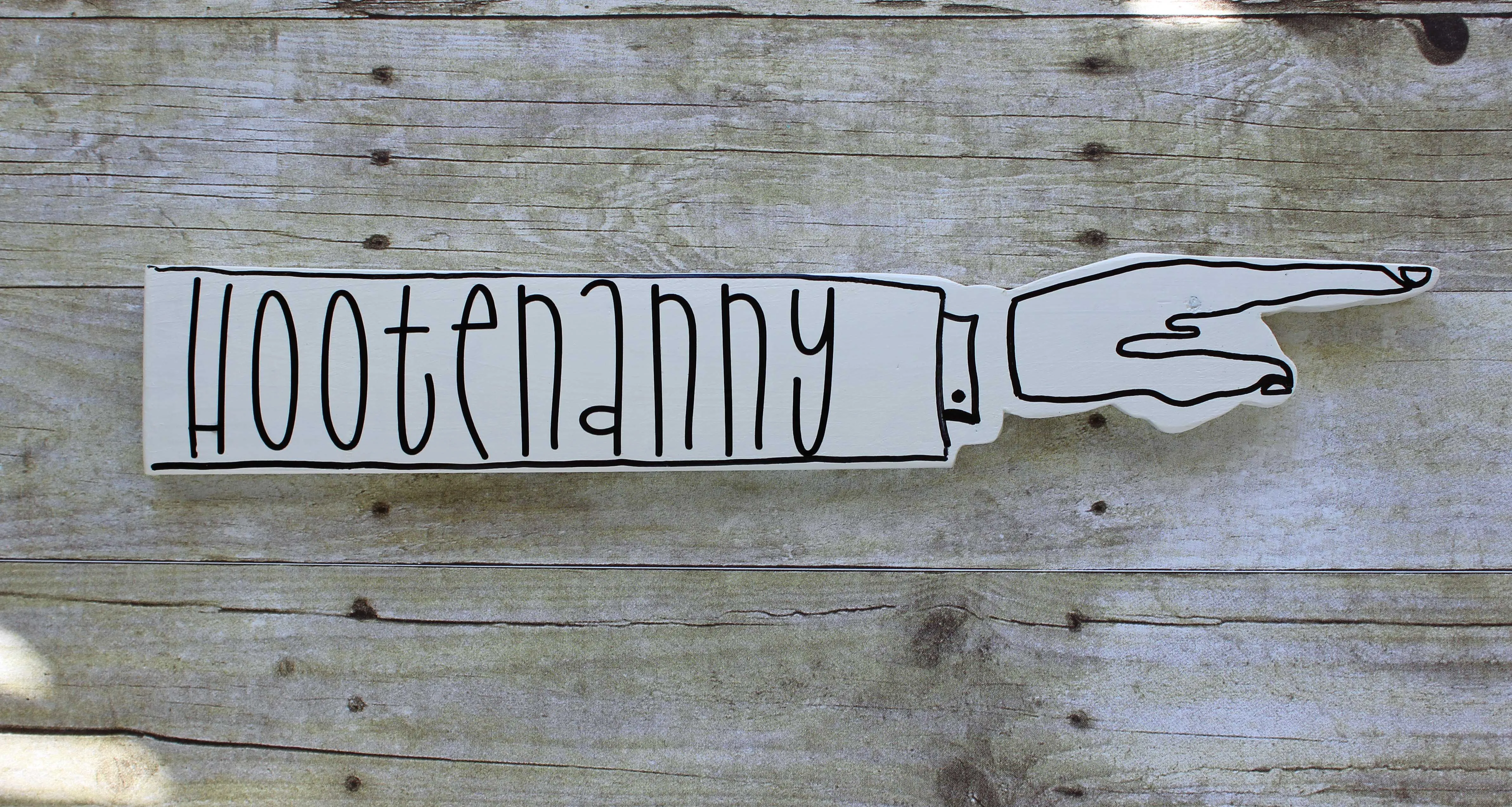 hootenanny wooden pointy sign