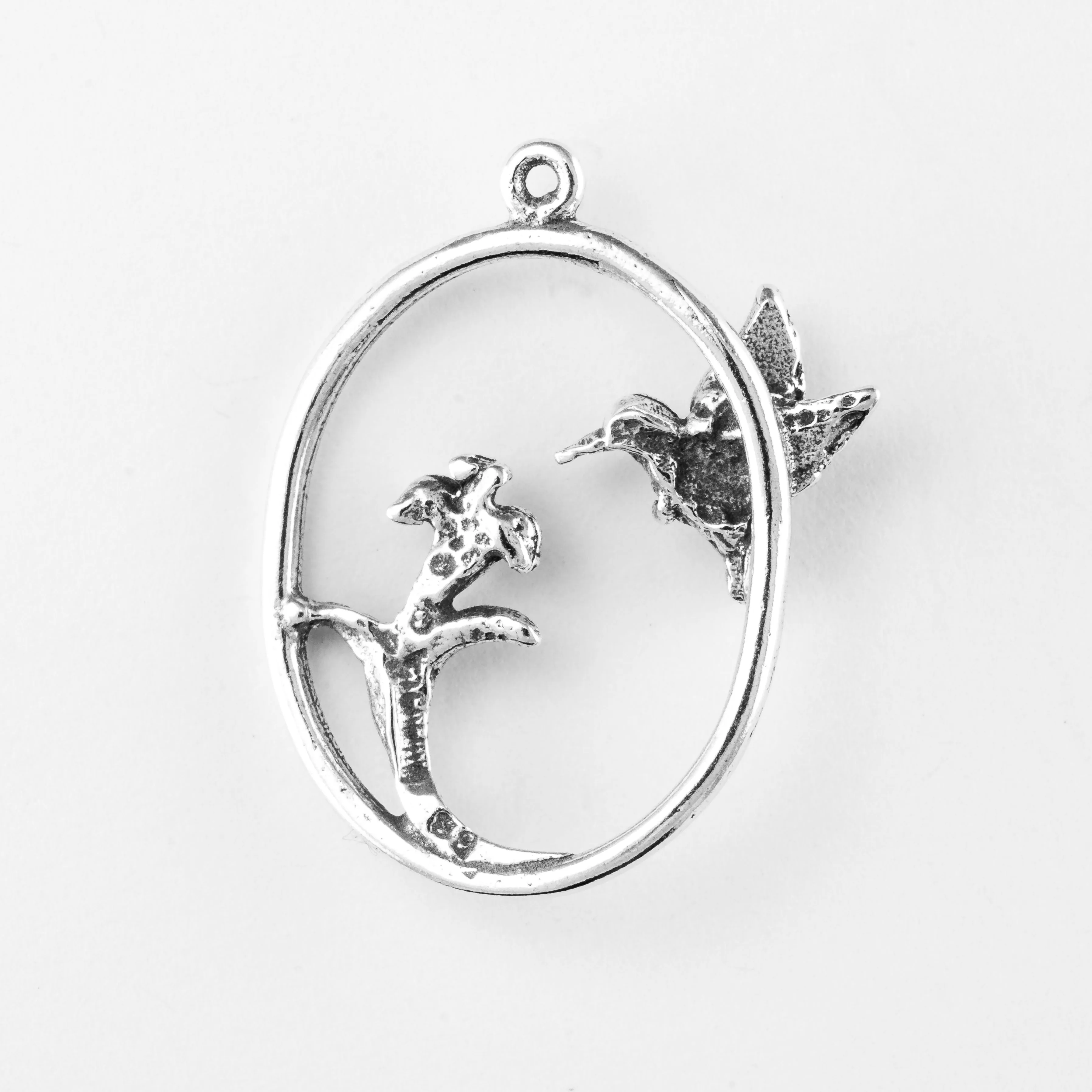 Hummingbird, Oval
