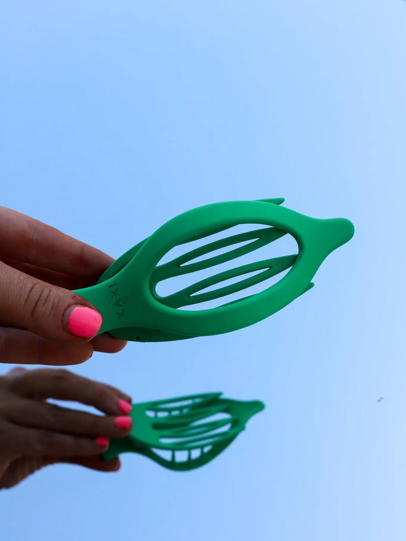 KAXI LAY DOWN CLAW 2.0 ( 17 COLORS )