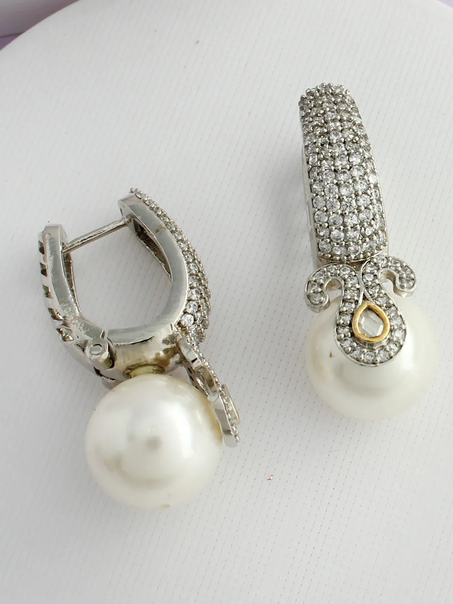Layla Earrings