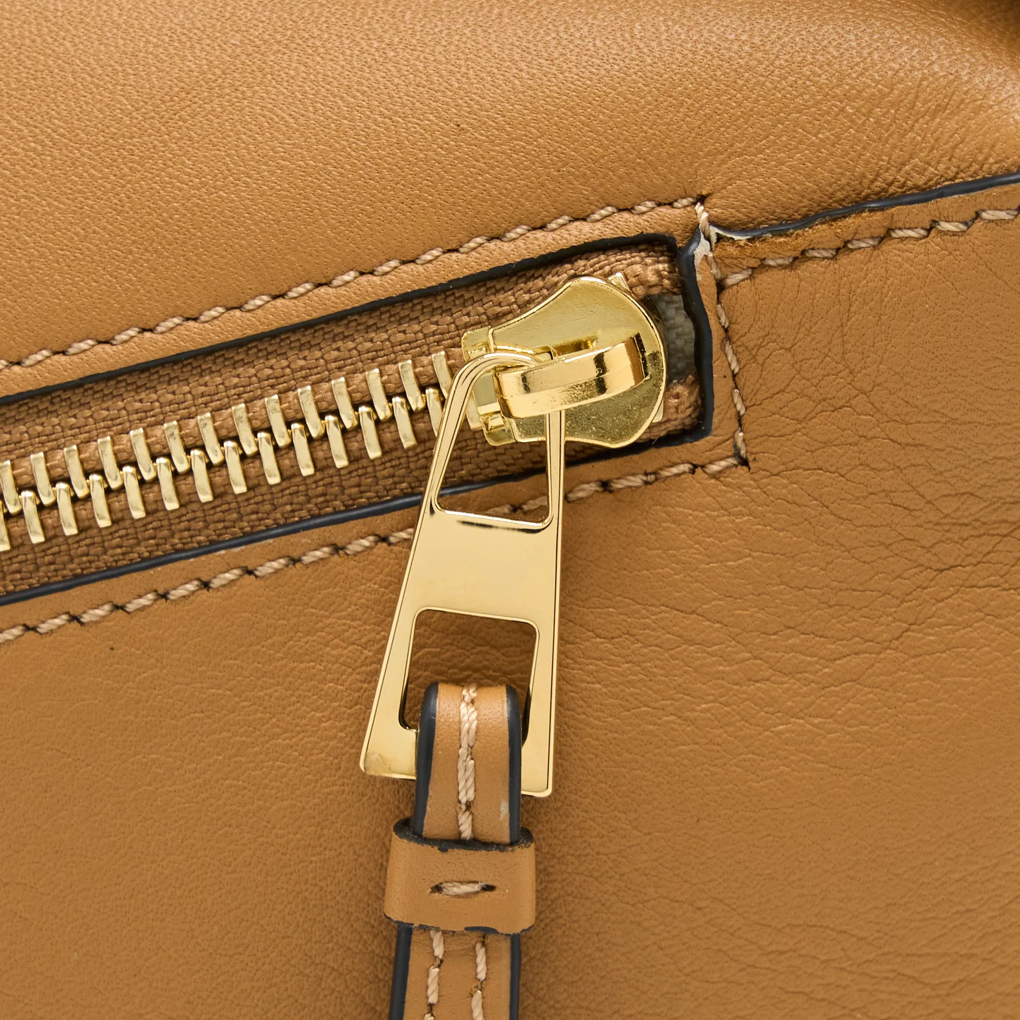 Loewe Puzzle Hobo Bag Nappa Calfskin Warm Desert GHW