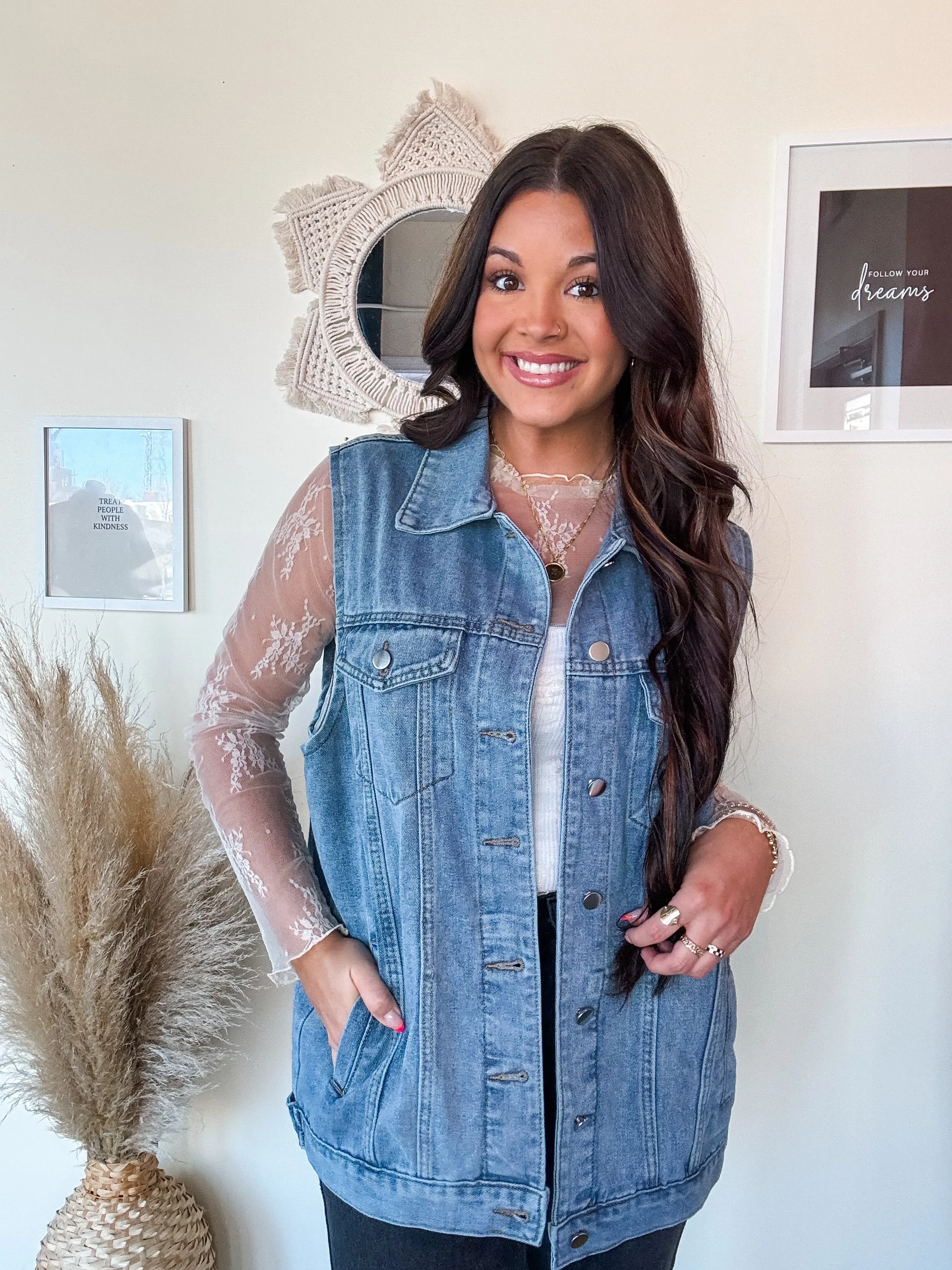 LOOK MY WAY VEST-DENIM