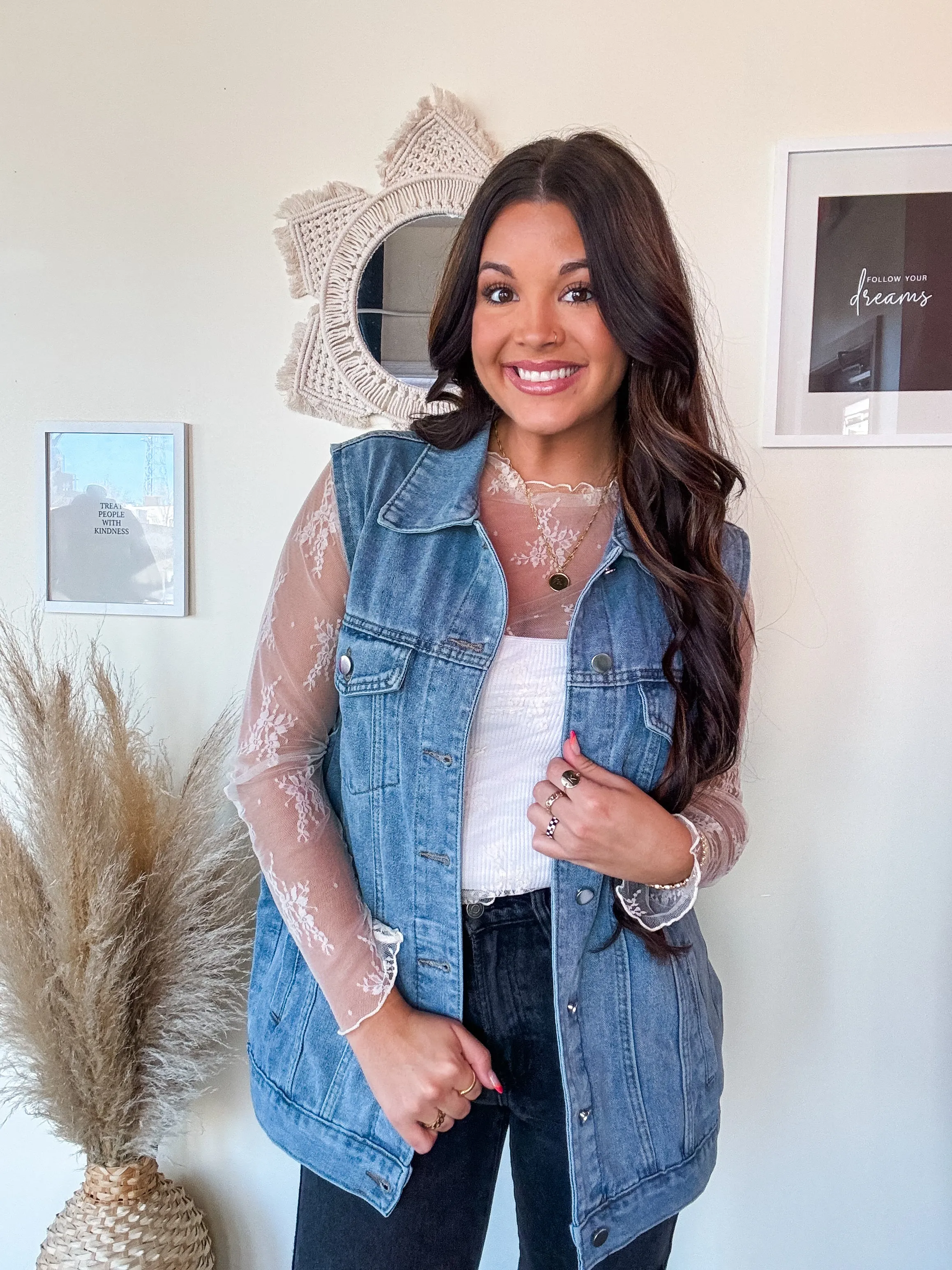 LOOK MY WAY VEST-DENIM