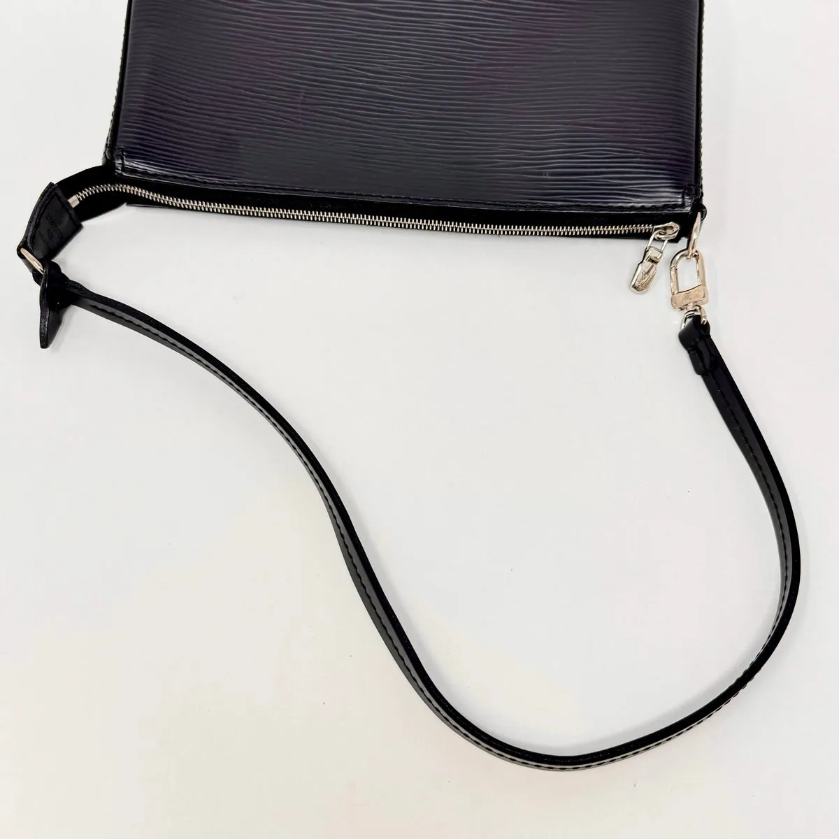 Louis Vuitton Epi Pochette