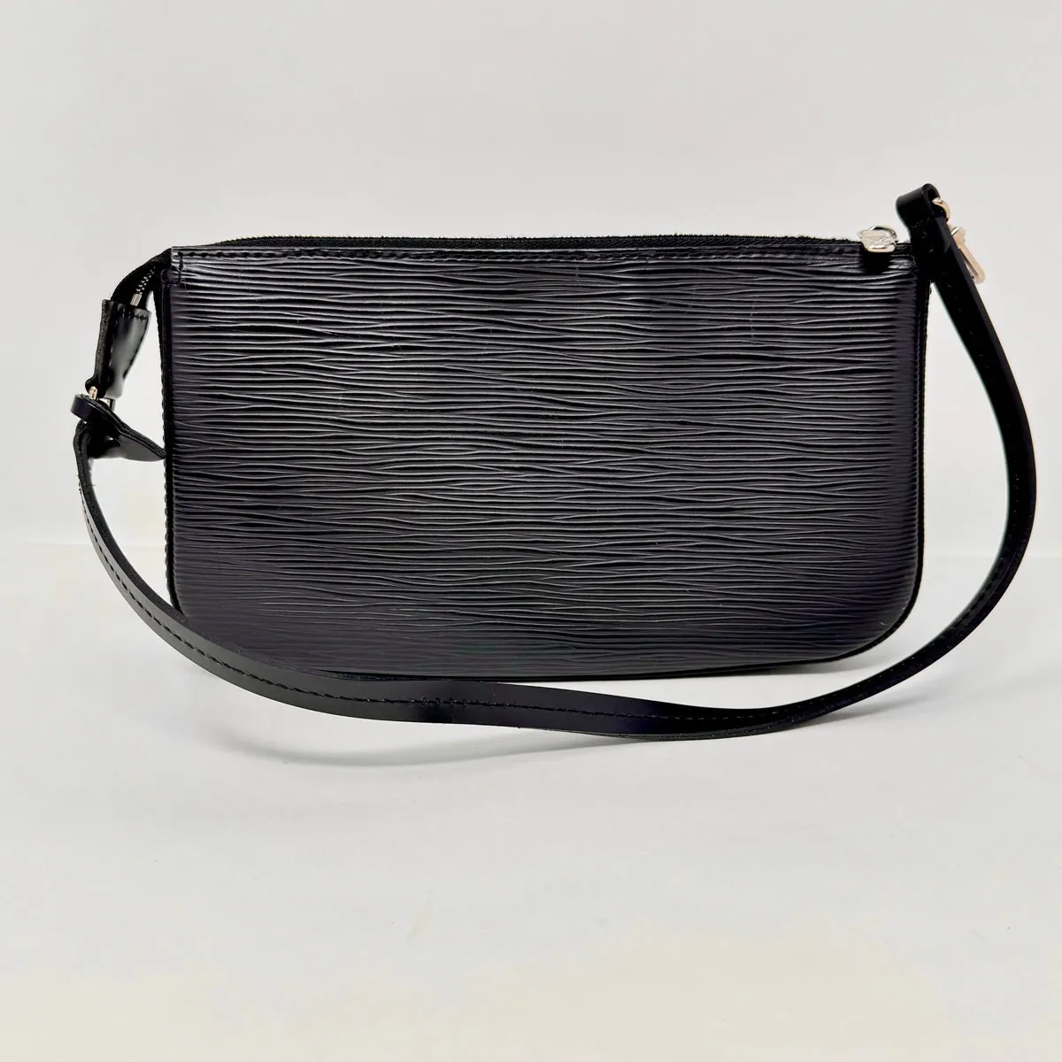 Louis Vuitton Epi Pochette