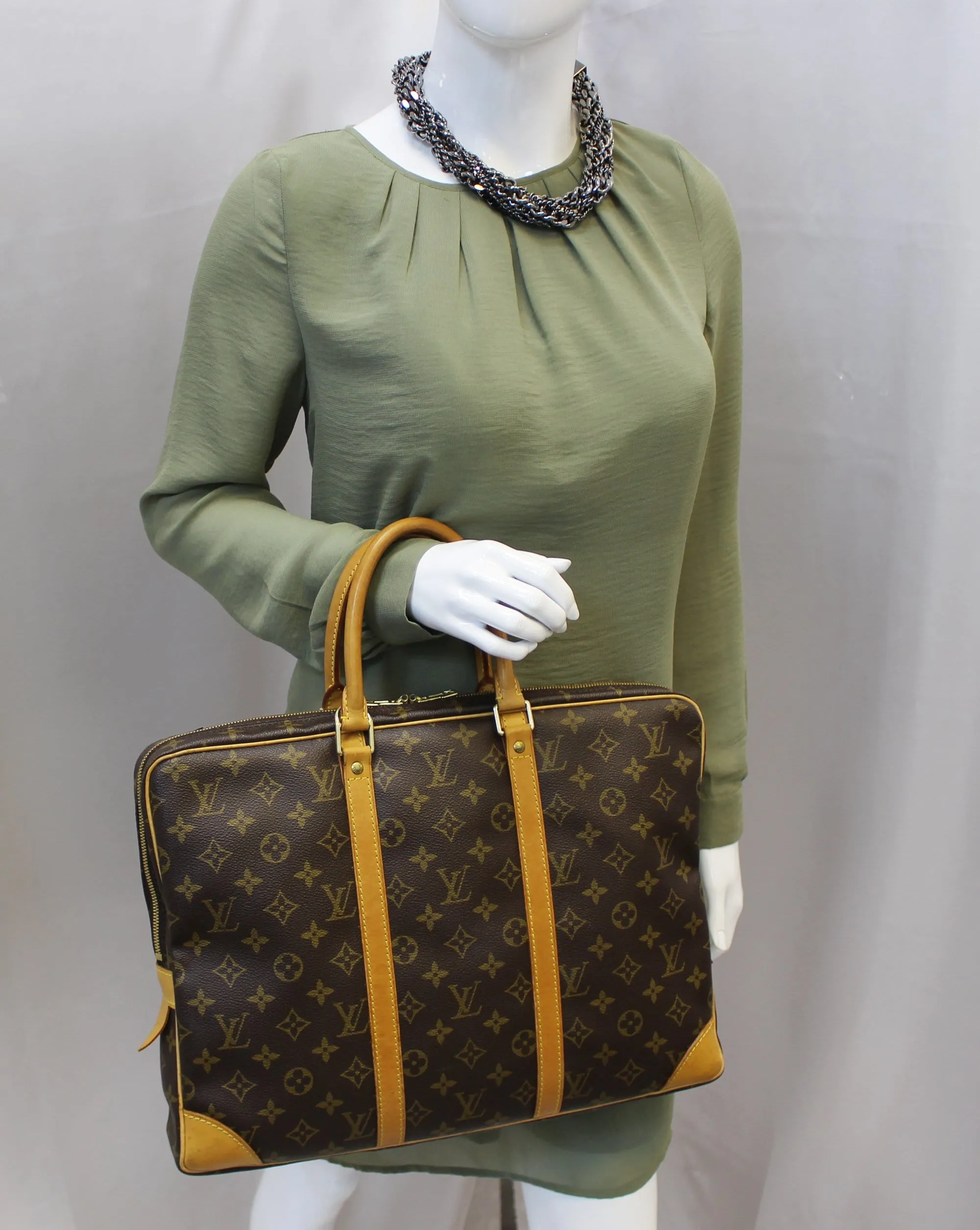 LOUIS VUITTON Porte Documents Voyage Monogram Canvas  Briefcase Bag