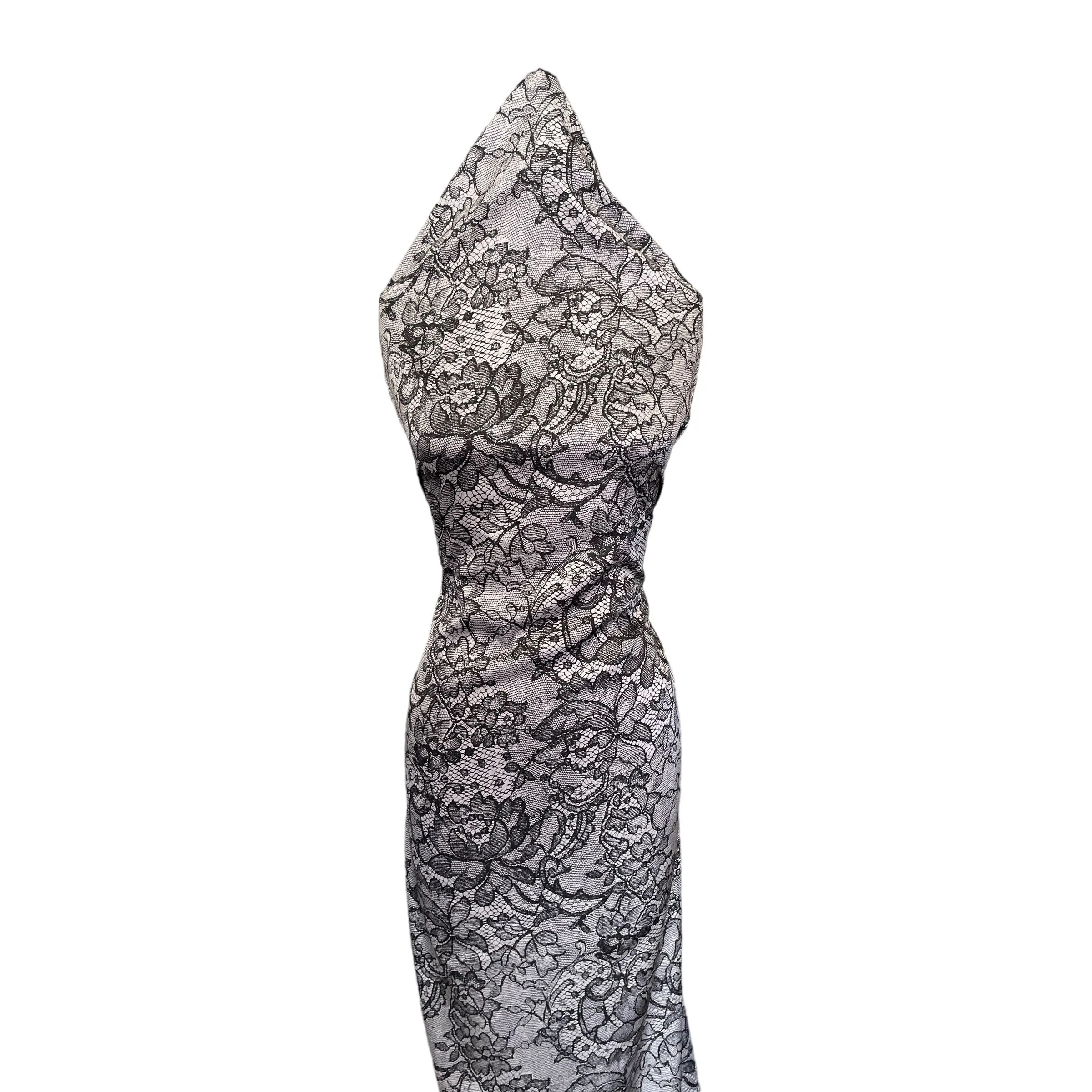 Luxurious Lace (Fabric)