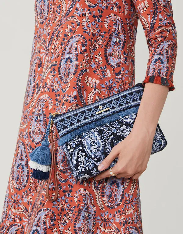 Maci Wristlet Marsh Boardwalk Paisley: 388274