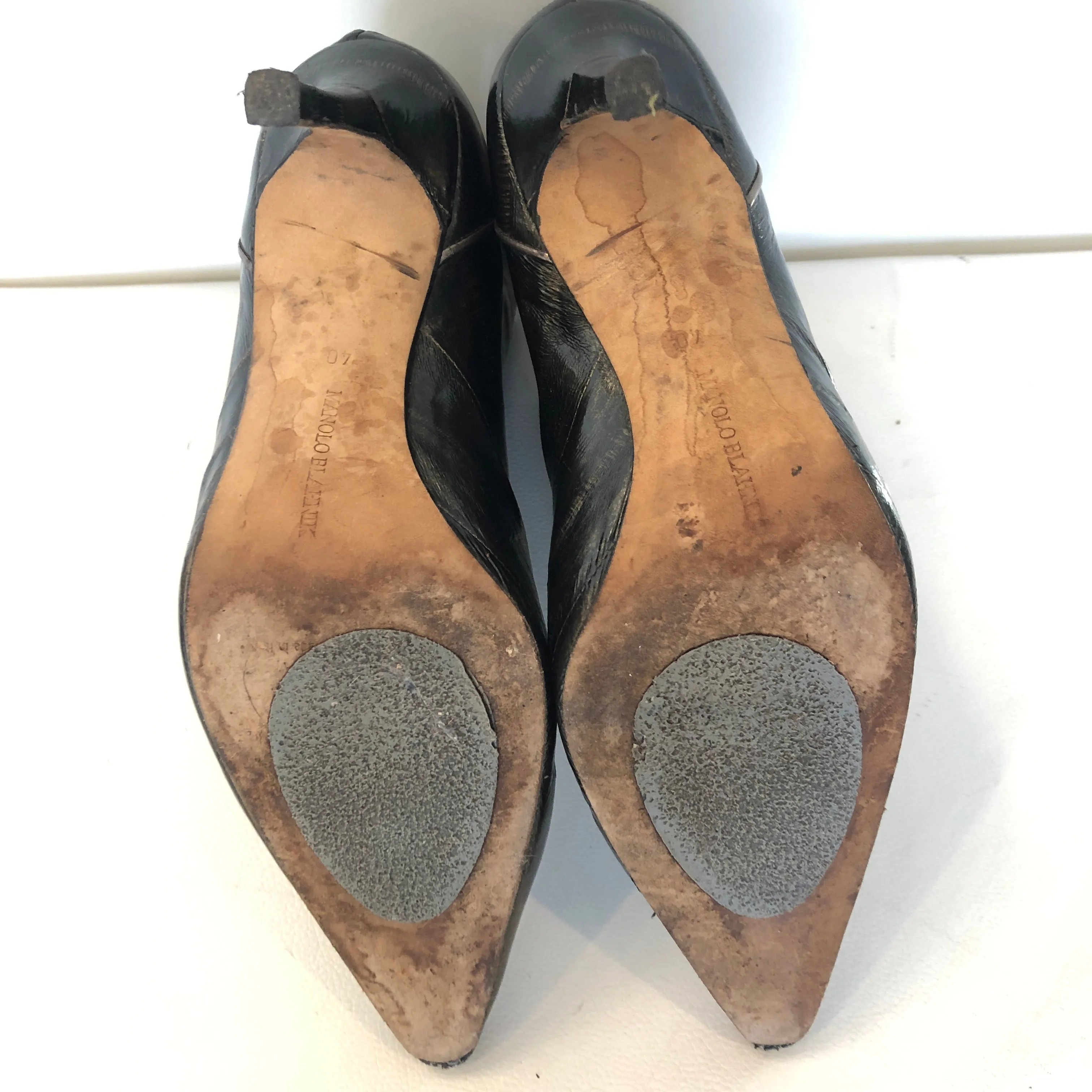 MANOLO BLAHNIK Eel Skin Ankle Boot Pointy Toe Size 40 (9)