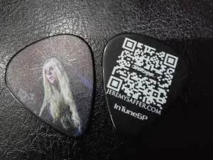 Maria Crown Business Card Guitar Pick