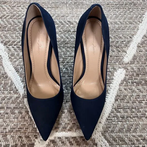 Massimo Matteo Pointy Toe Pump Sz 8M