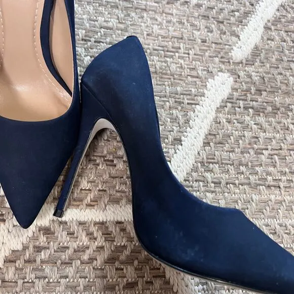 Massimo Matteo Pointy Toe Pump Sz 8M