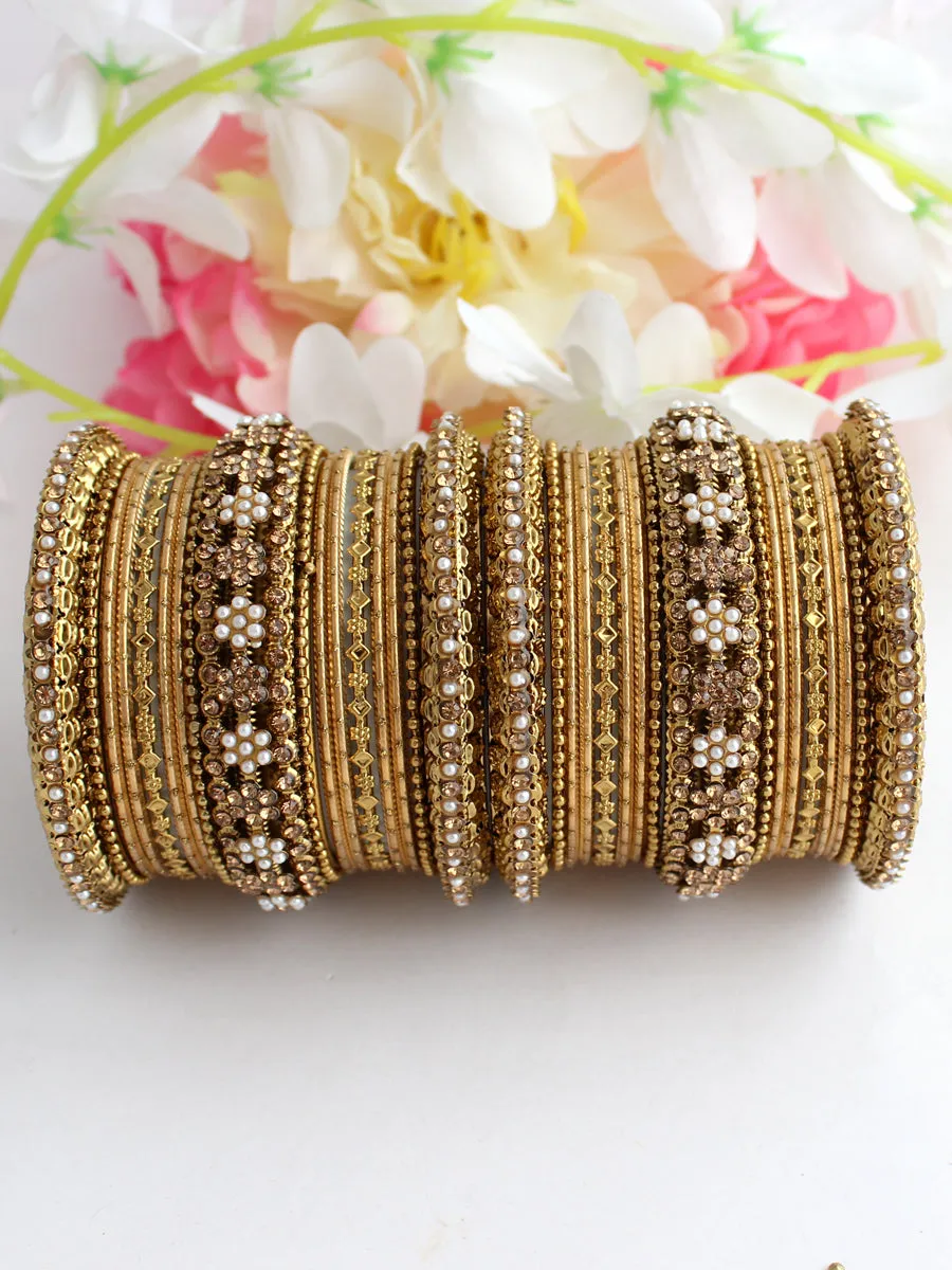 Mauli Bangle Set (Golden)