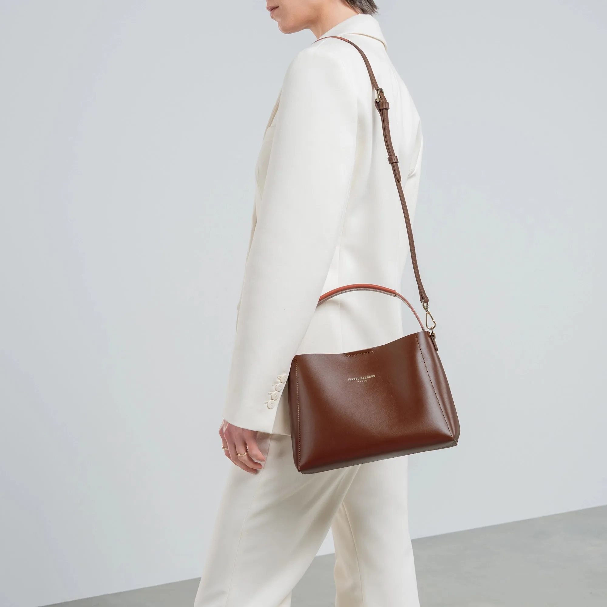 Montmartre Béatrice Midi cognac vegetable tanned leather handbag