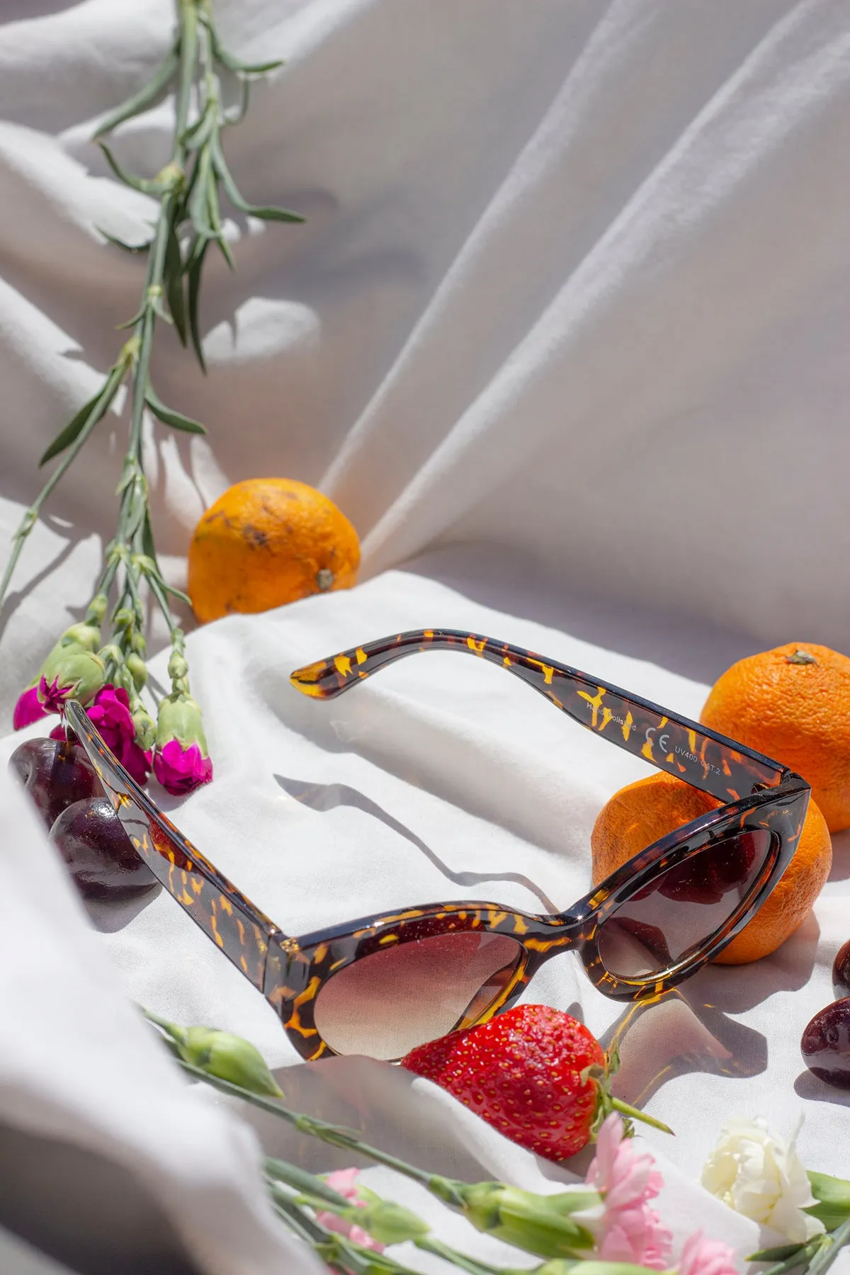 Narrow Oval Cat Eye Sunglasses