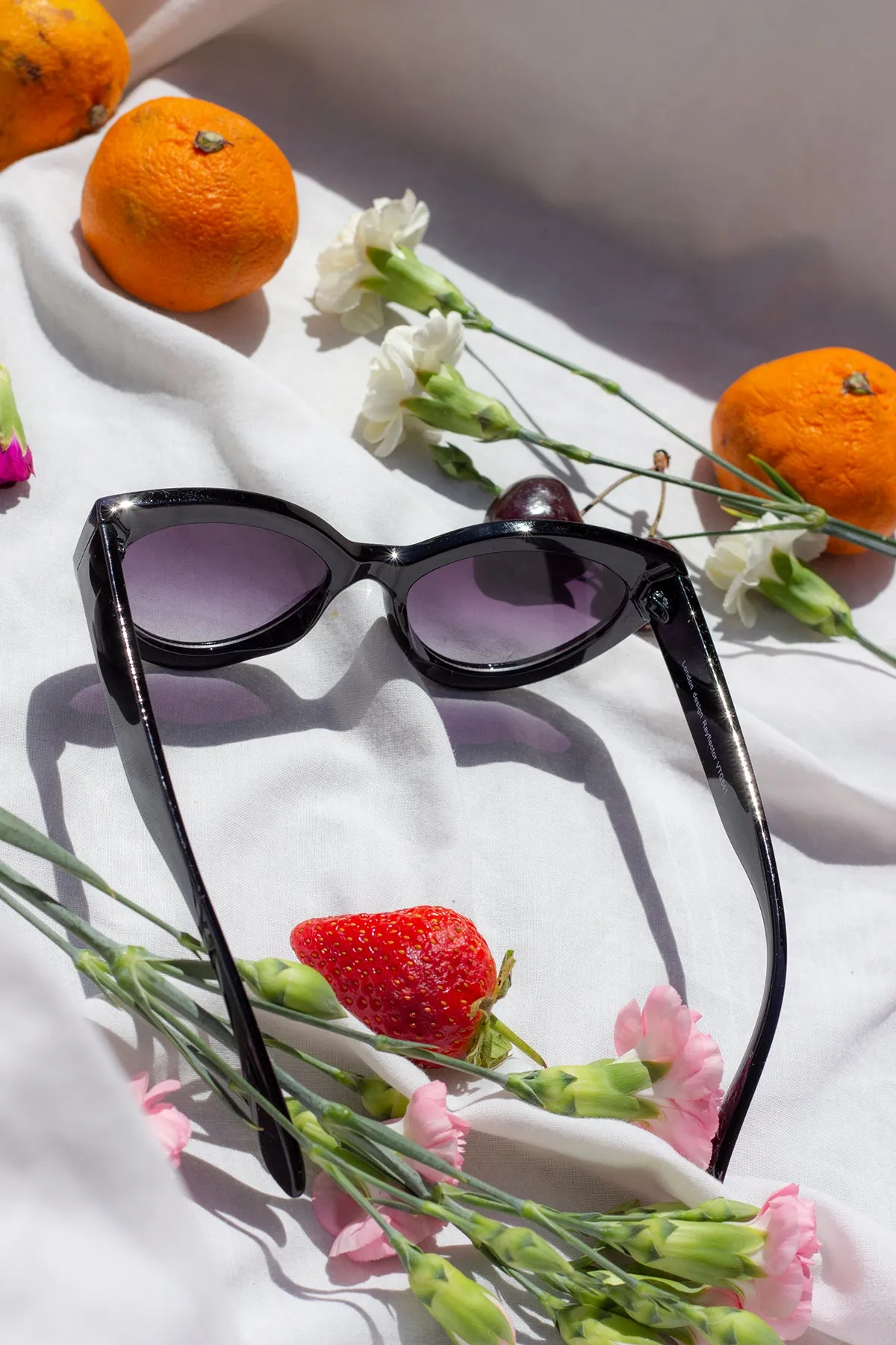 Narrow Oval Cat Eye Sunglasses