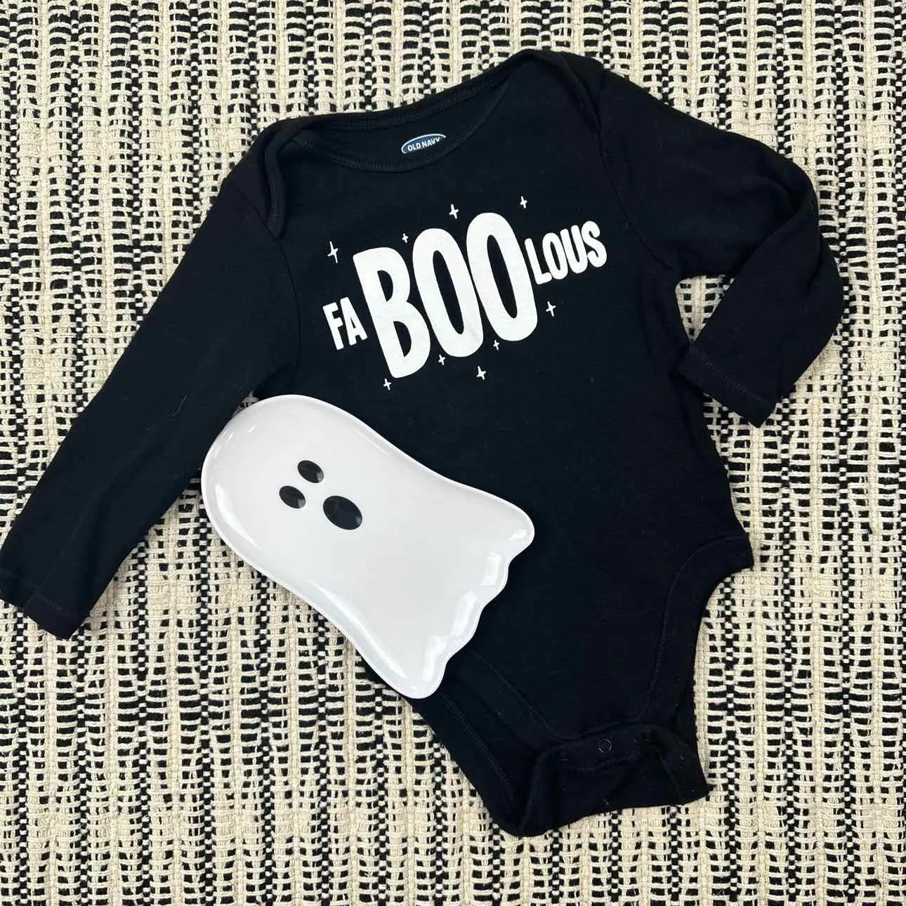 Old Navy ONESIE basic