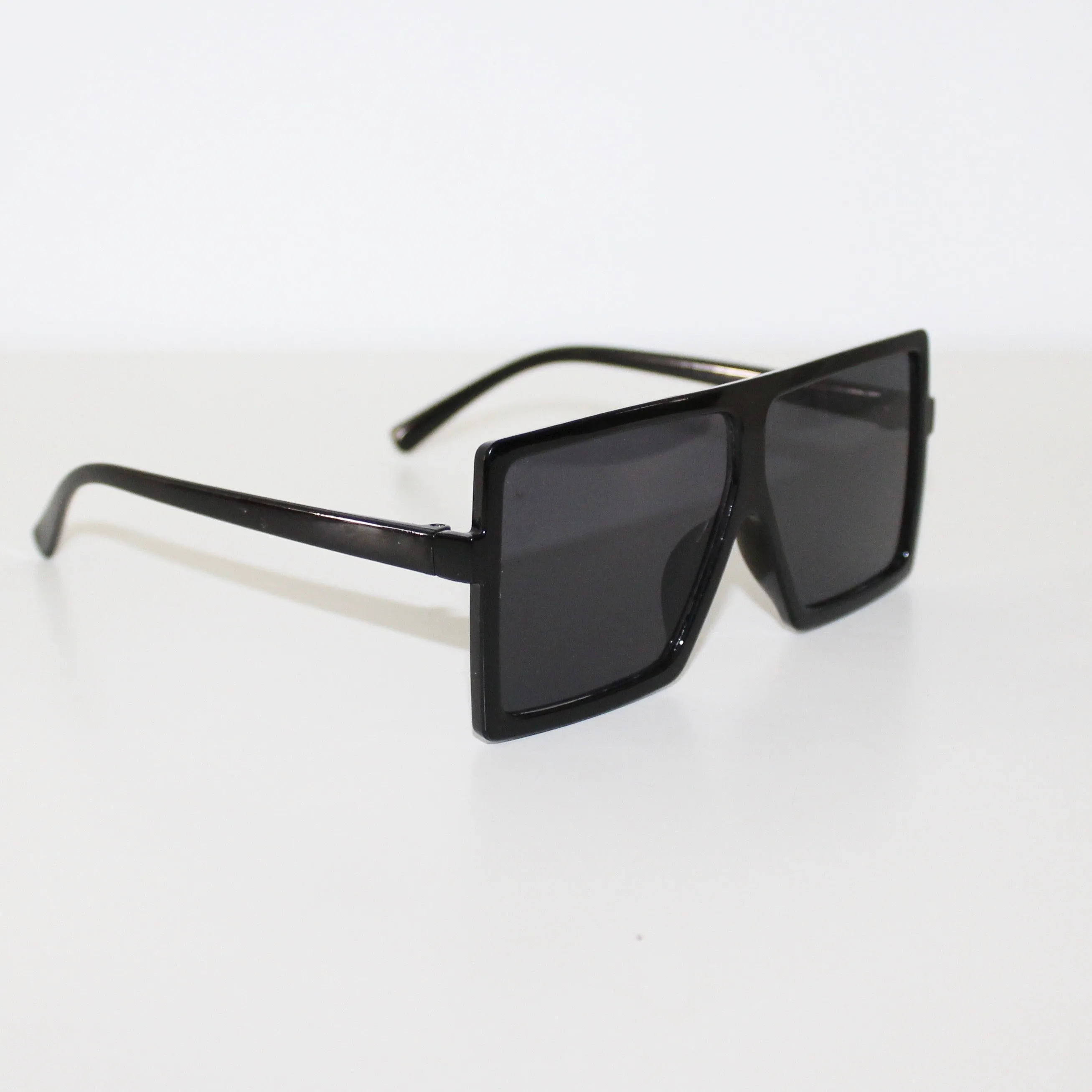 Oversized Sharp Square Glasses