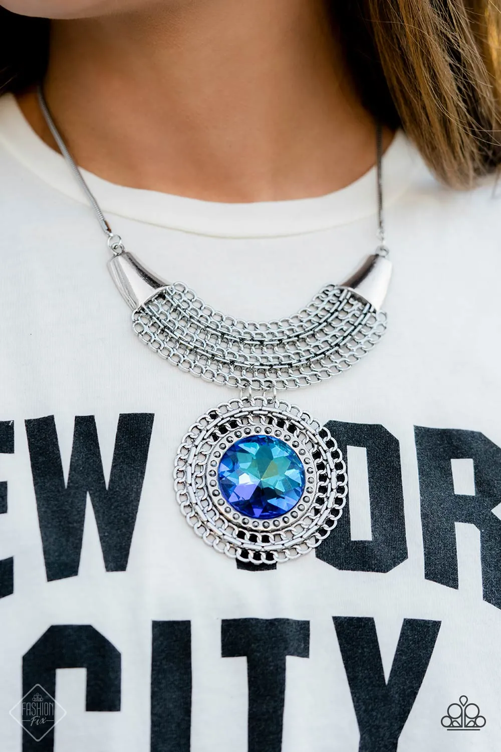 Paparazzi - Fashion Fix - Magnificent Musings - Excalibur Extravagance Blue -Complete Trend Blend