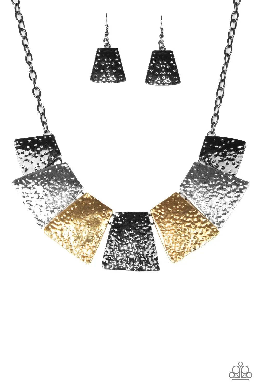 Paparazzi - Here Comes The Huntress- Multi Necklace