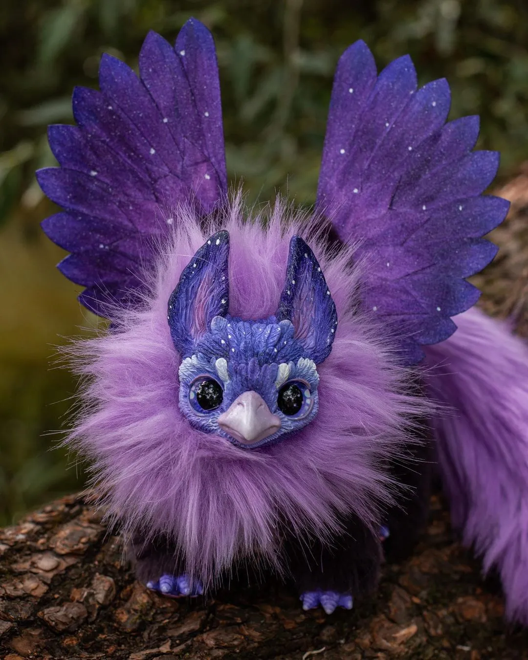 Pointy-eared griffin– Purple