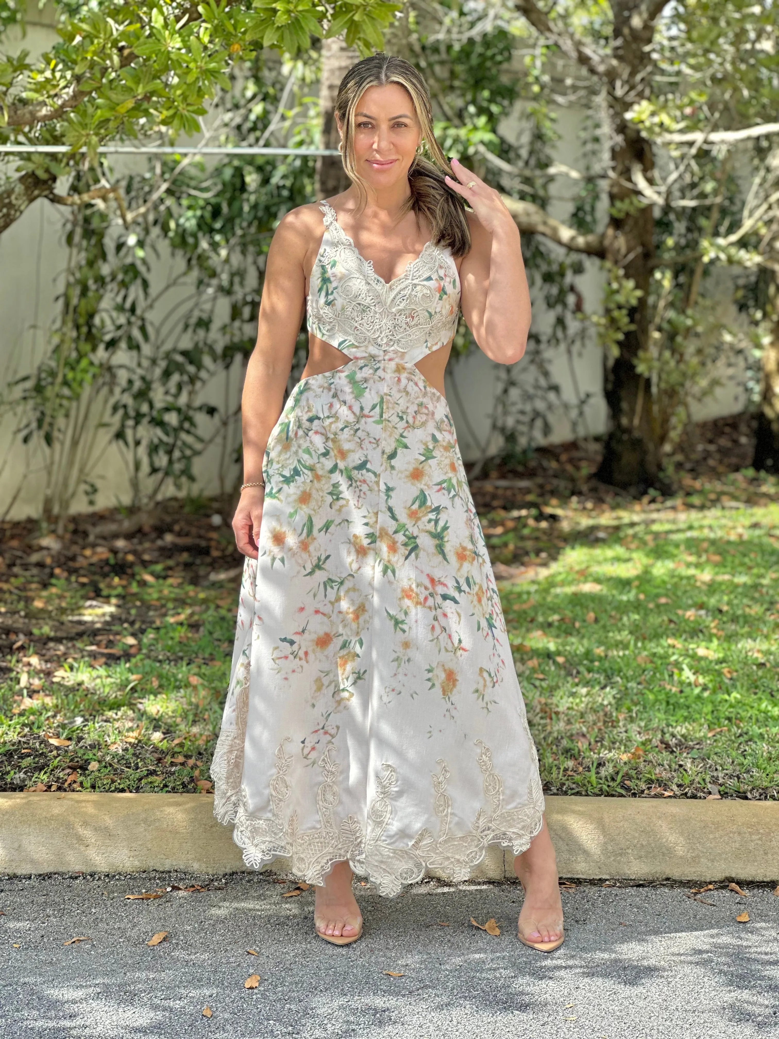 "Celeste" Cut Out Sleeveless Midi Dress