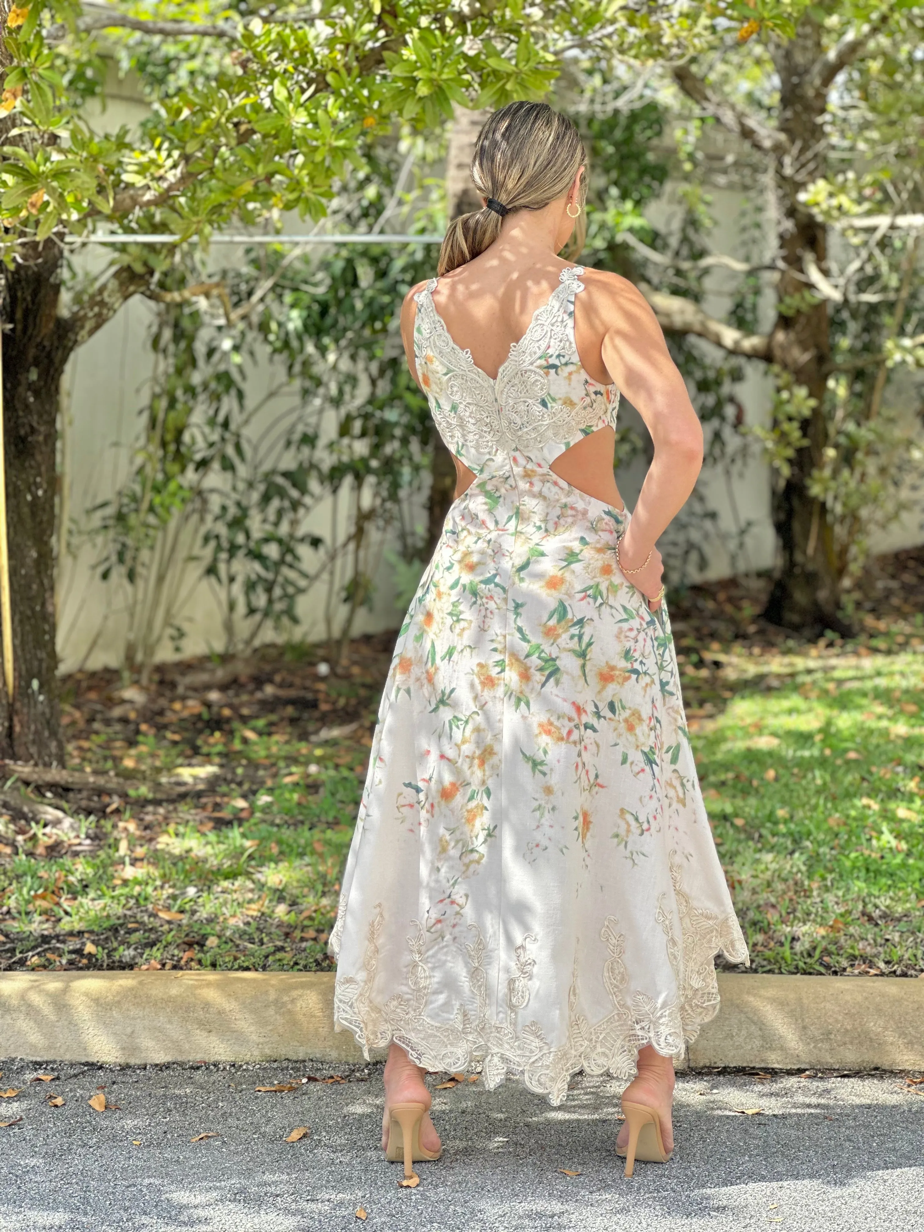 "Celeste" Cut Out Sleeveless Midi Dress